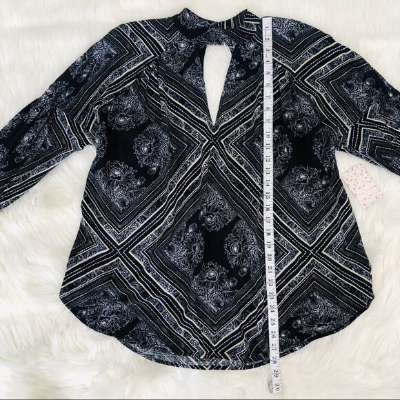 Free People Women’s Walking On A Dream Geometric Print Tunic Top Black Size XS - Picture 5 of 13